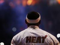 FB体育-世界杯之夜，基耶萨的独舞与亚平宁的复兴