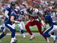 FB体育注册网址-诺里斯领衔红牛二队史诗逆转，青年军掀翻雷诺王朝